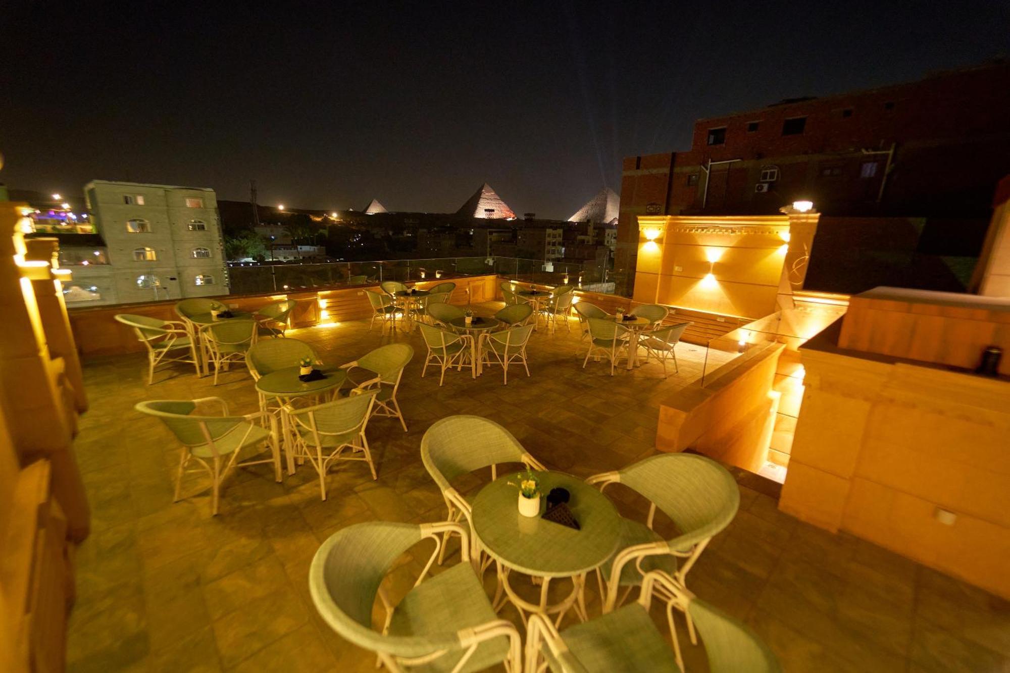 Crown Pyramids View Hotel Giza Extérieur photo