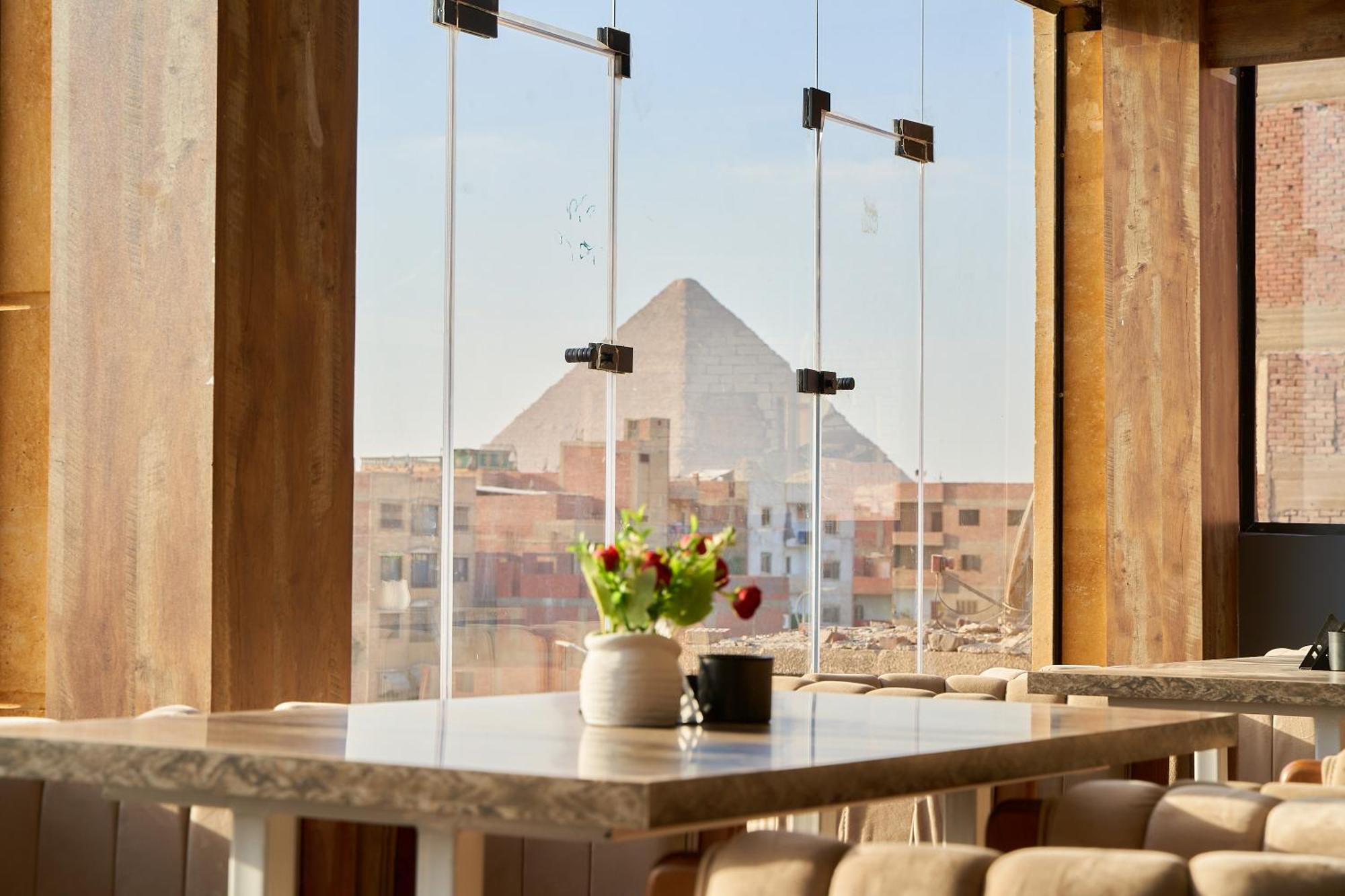 Crown Pyramids View Hotel Giza Extérieur photo