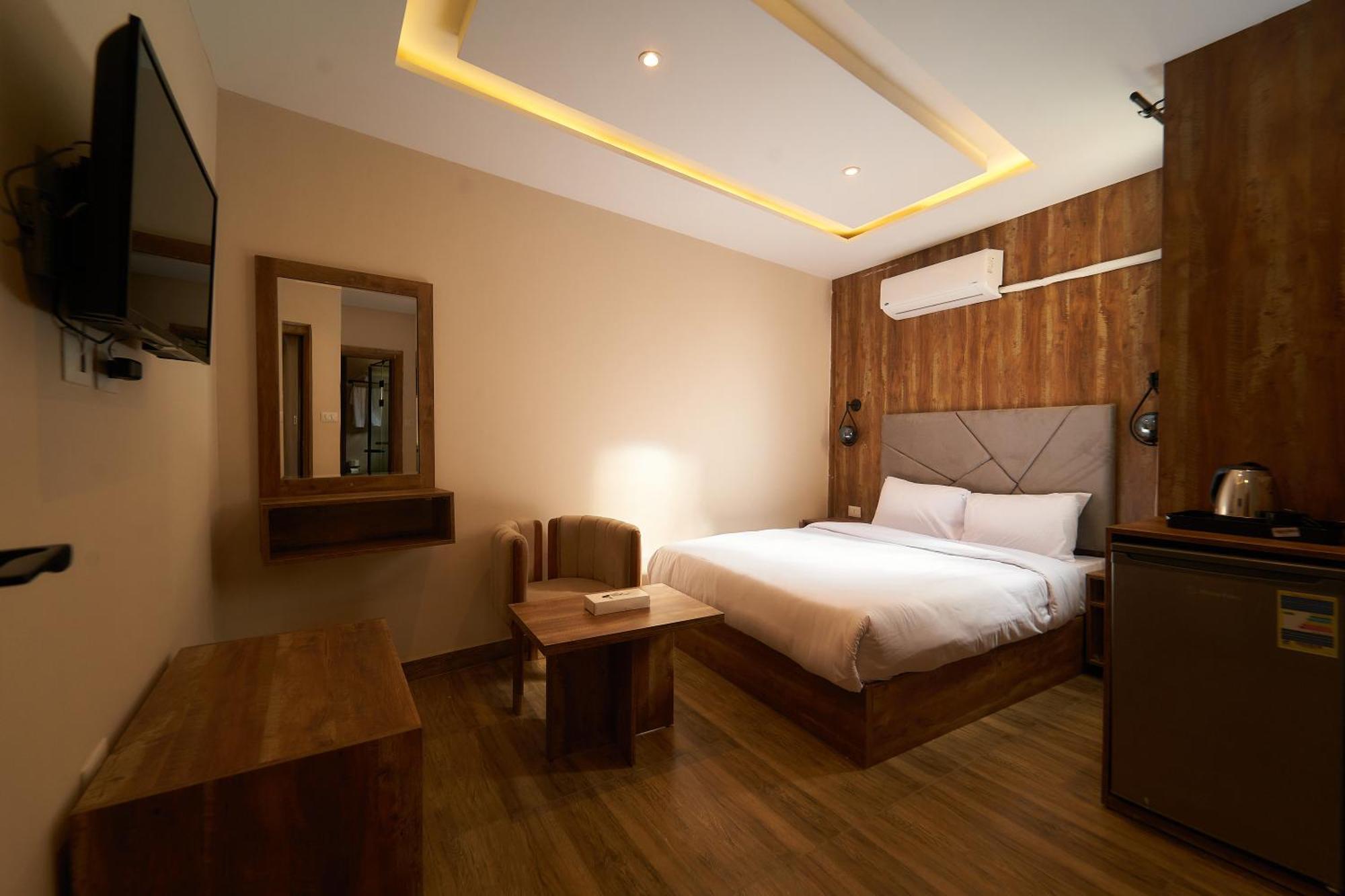 Crown Pyramids View Hotel Giza Extérieur photo